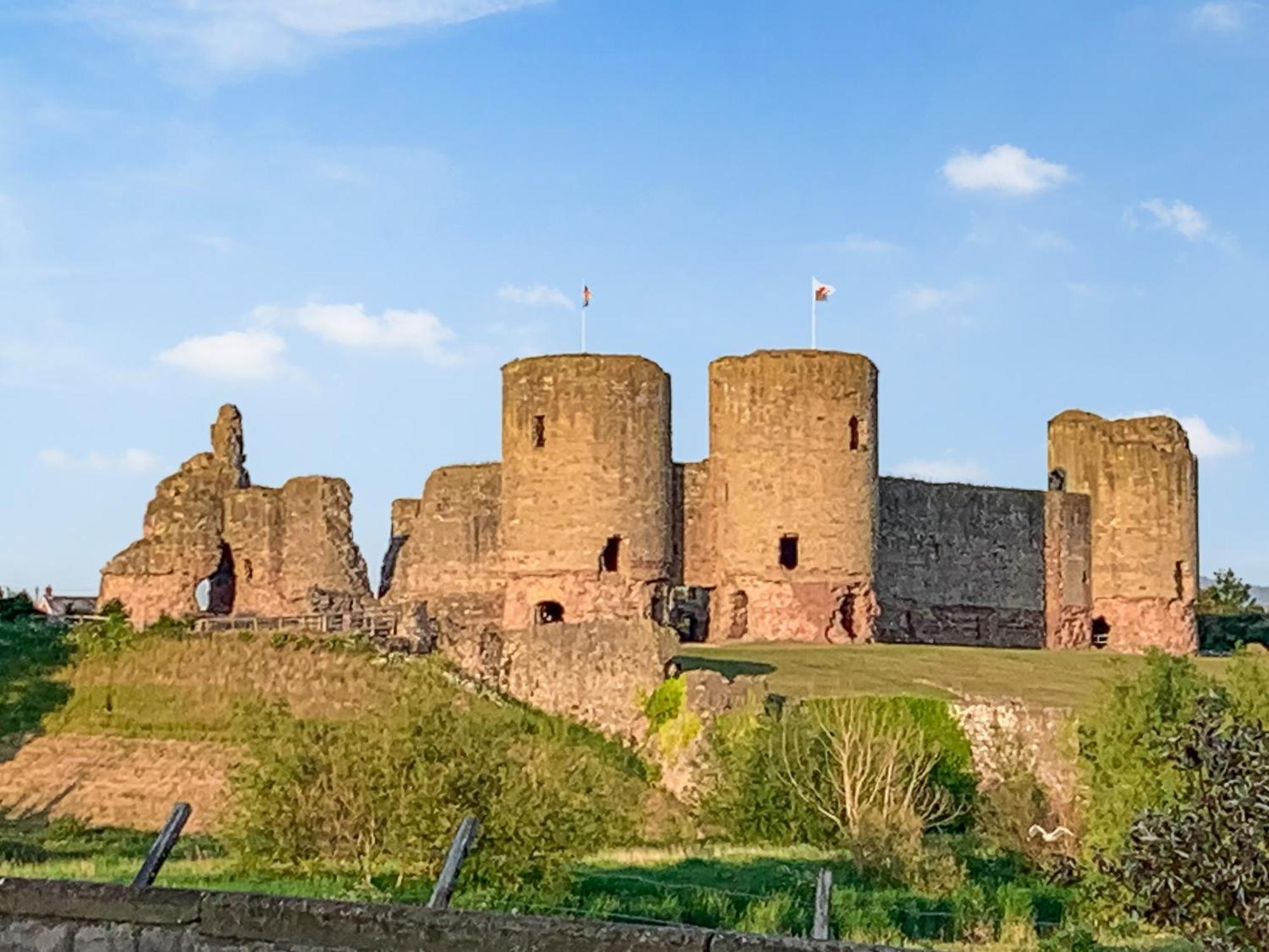 Pen Y Bont Villa Rhuddlan Exterior photo